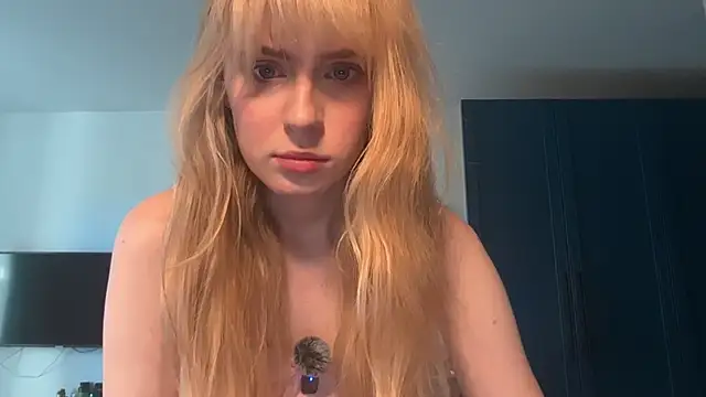 Snapshot of AliceStruble chatting on 05-14-26, 11:39 AliceStruble online show from 05-14-26, 11:39