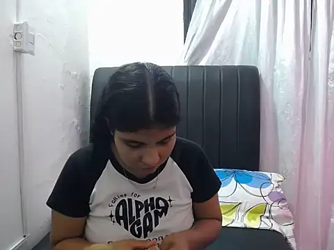 daira2006 online show from 04-19-26, 03:28