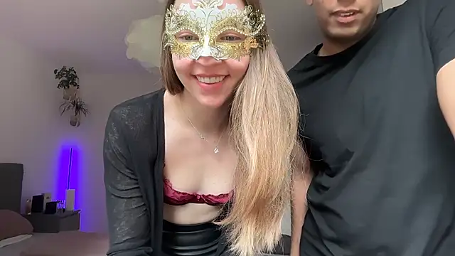 Snapshot of alyssa_hazel chatting on 06-14-26, 01:24 alyssa hazel online show from 06-14-26, 01:24