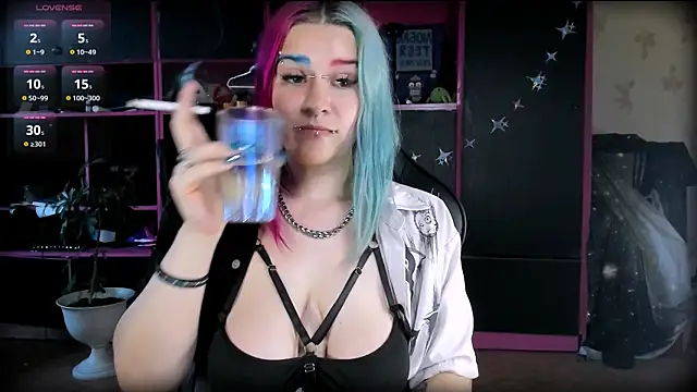 Neon Baddie online show from 07-28-26, 02:24