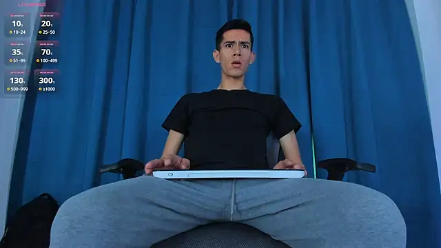 nezonx online show from 04-18-26, 02:32