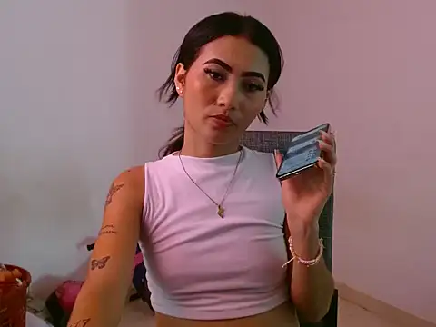 Dulcesexy18 online show from 06-22-26, 09:34