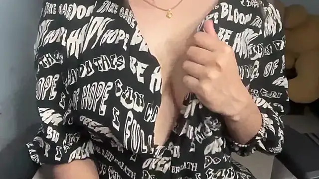 Sumi x99 online show from 04-13-26, 07:14