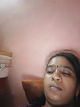 Sneha xxx online show from 05-15-26, 08:27