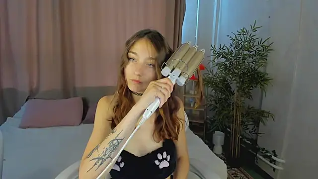 Snapshot of alis_tauber chatting on 07-17-26, 09:38 alis tauber online show from 07-17-26, 09:38