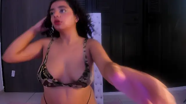 Dahlia rossee online show from 07-04-26, 08:37