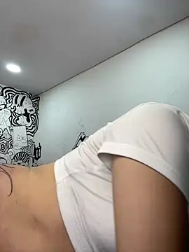 NickieCute- online show from 05-21-26, 08:49