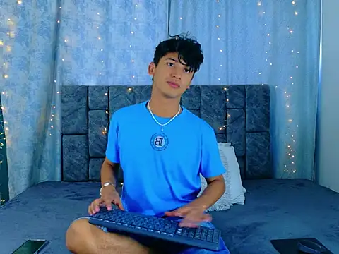 IhanKing online show from 05-24-26, 06:57