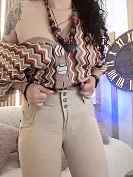 Velvet Curly online show from 06-06-26, 12:32