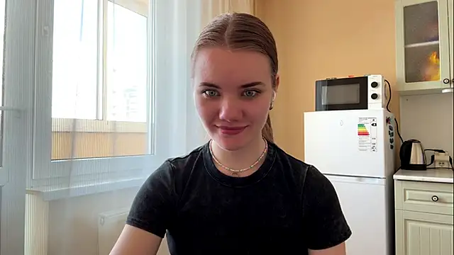 doana bebriti online show from 05-05-26, 12:24