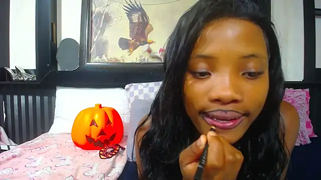 YoungBarbiexx online show from 05-19-26, 06:25