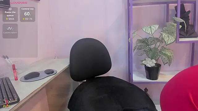 Eva  Milanoo online show from 05-01-26, 06:56