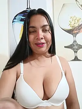 Silvana2927 online show from 06-20-26, 06:49