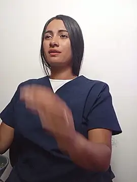 DaniellaGiraldo online show from 05-11-26, 02:12