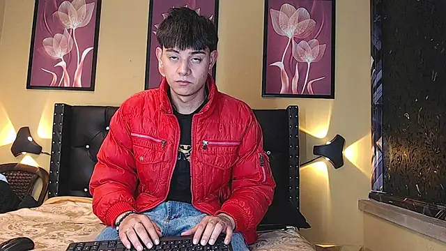 luckk  online show from 04-22-26, 04:37