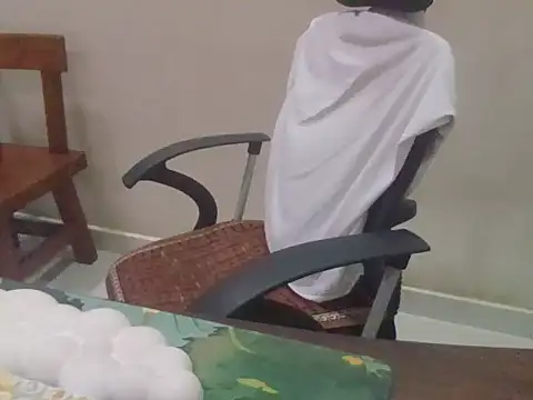 felixox25 online show from 04-19-26, 06:13