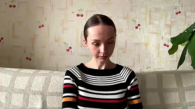 AdriannaBill online show from 04-24-26, 03:03