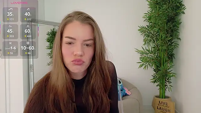 Tiny Blush online show from 05-01-26, 06:29