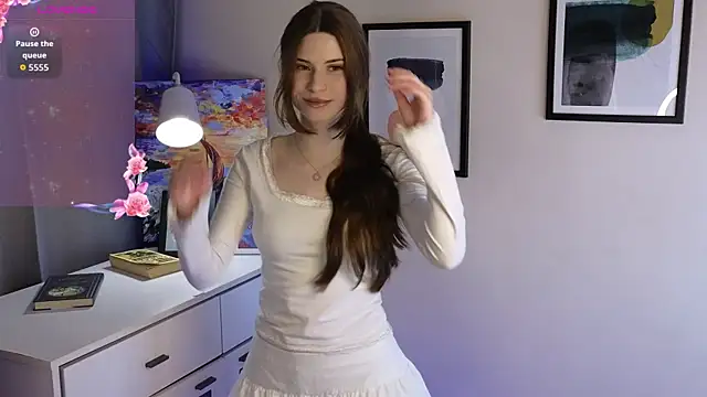 Umia Bordered online show from 05-20-26, 04:13