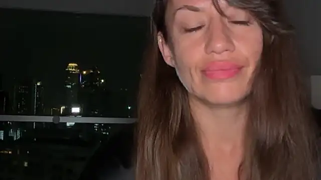 Snapshot of missRorian chatting on 07-12-26, 05:15 missRorian online show from 07-12-26, 05:15