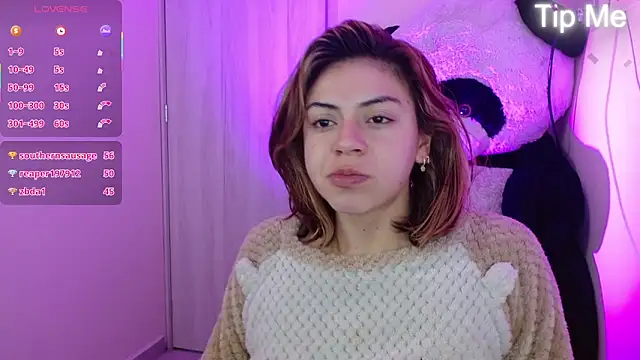 Snapshot of aprildumont chatting on 05-04-26, 11:39 aprildumont online show from 05-04-26, 11:39