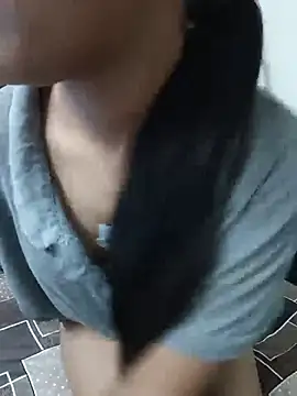 Snapshot of babe_shikha chatting on 07-22-26, 07:27 babe shikha online show from 07-22-26, 07:27