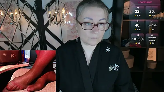 Snapshot of Alexandra_Kind chatting on 05-15-26, 01:40 Alexandra Kind online show from 05-15-26, 01:40