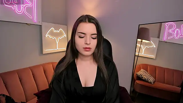 Snapshot of AliceLiador_ chatting on 05-11-26, 02:45 AliceLiador online show from 05-11-26, 02:45
