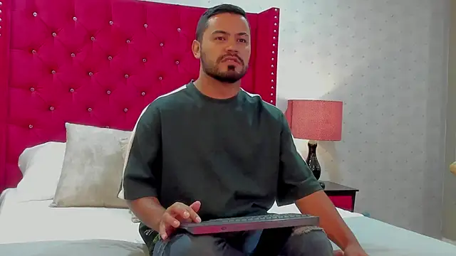 PaoloWalker online show from 04-18-26, 03:10