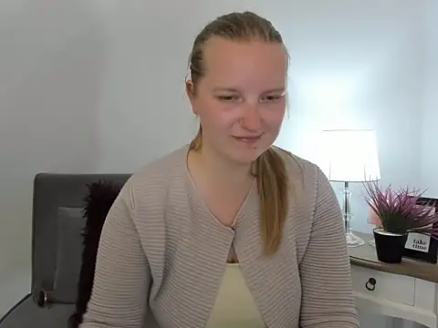 RoseTeacherX online show from 04-21-26, 05:28