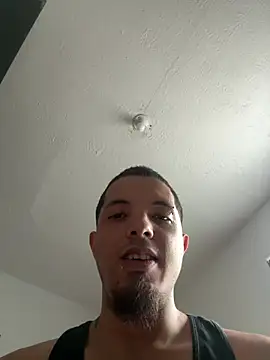 Snapshot of irakyhernadez chatting on 04-28-26, 02:11 irakyhernadez online show from 04-28-26, 02:11