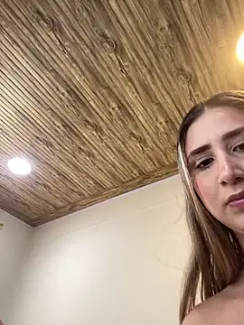 LiaSantanna online show from 05-20-26, 05:30