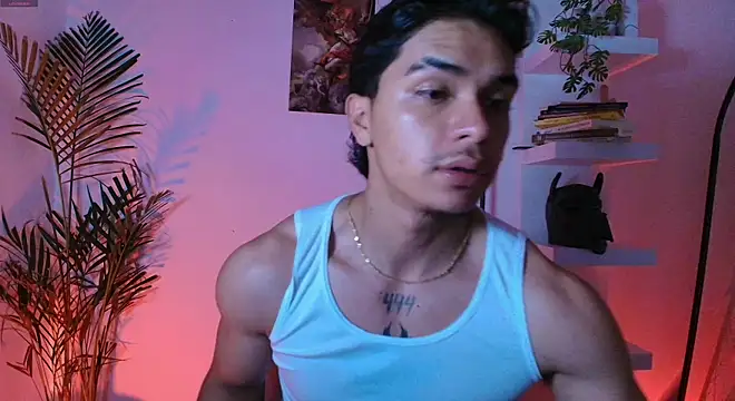 Snapshot of andyypalmer_ chatting on 06-18-26, 05:41 andyypalmer online show from 06-18-26, 05:41