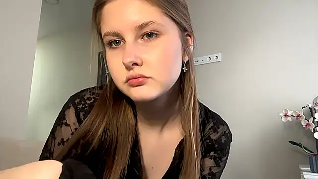 Wellabern online show from 04-25-26, 01:36