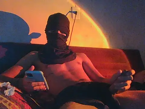 Kisandrel online show from 04-19-26, 02:49