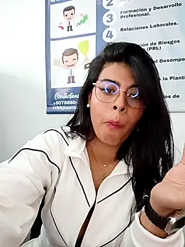 Snapshot of SOFIA-11_ chatting on 05-12-26, 06:49 SOFIA-11 online show from 05-12-26, 06:49