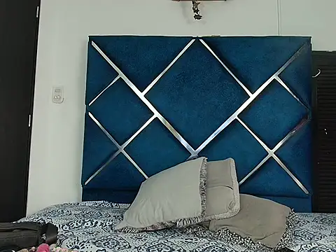 EdwinBoys online show from 04-16-26, 01:01