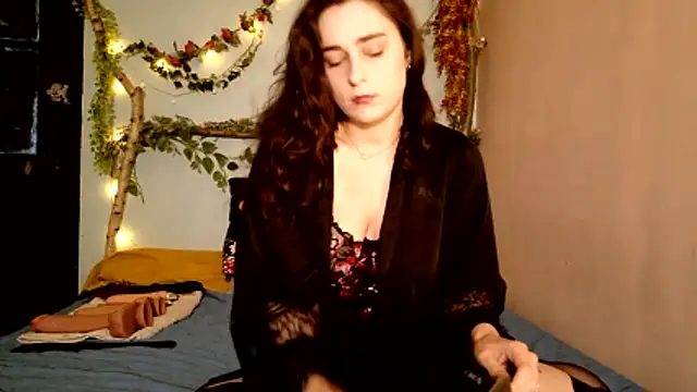 missclochette online show from 05-19-26, 12:33