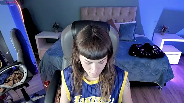 Kim Jeins666  online show from 06-12-26, 12:48