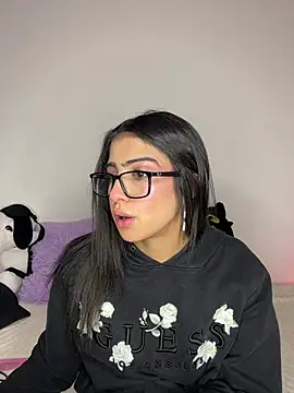 MAIILY MOON online show from 05-08-26, 02:44