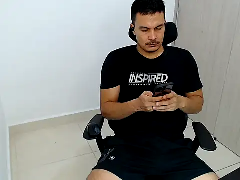 Galindo 30 online show from 04-16-26, 01:45