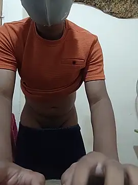 hot boy995 online show from 06-18-26, 05:30