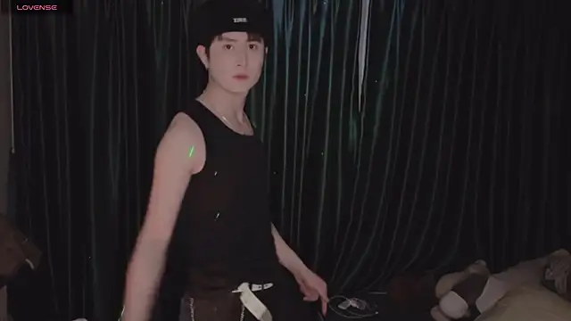 Zz YuunaSSquart zZ online show from 04-19-26, 12:59