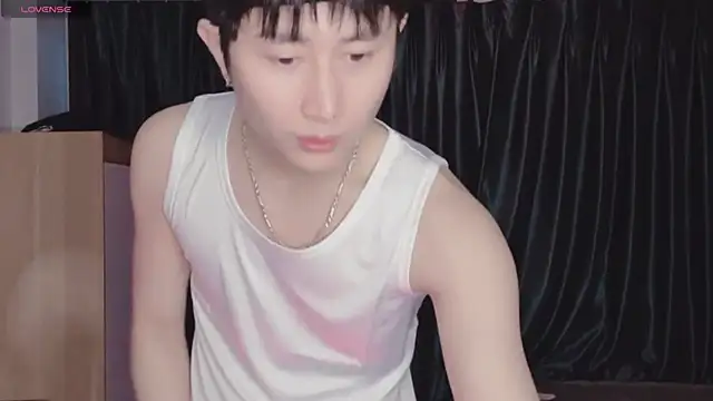 Zz YuunaSSquart zZ online show from 04-20-26, 11:02