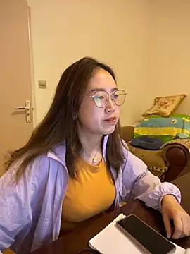 Snapshot of siler25 chatting on 06-01-26, 12:45 siler25 online show from 06-01-26, 12:45