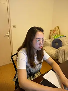Snapshot of siler25 chatting on 06-04-26, 01:22 siler25 online show from 06-04-26, 01:22