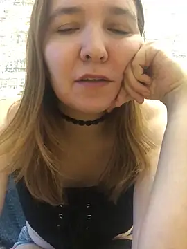 Chill Babe online show from 04-16-26, 01:12