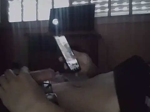 Userknowarg online show from 04-17-26, 01:14