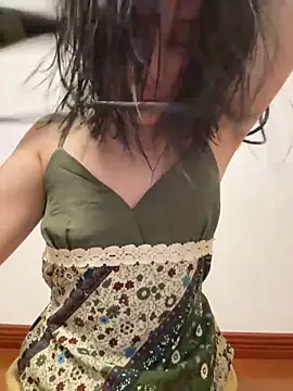Faye-baby online show from 04-21-26, 03:28