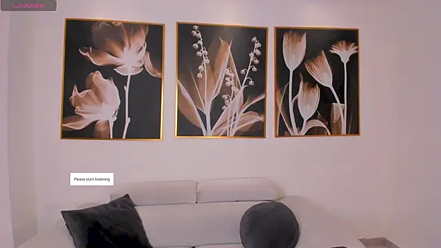 MiaSilvaX online show from 06-08-26, 10:59